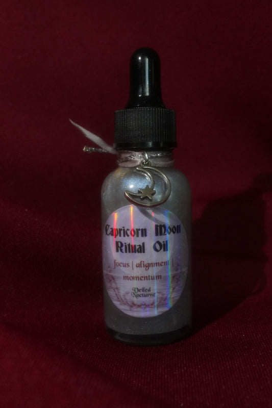 Capricorn Moon Ritual Oil