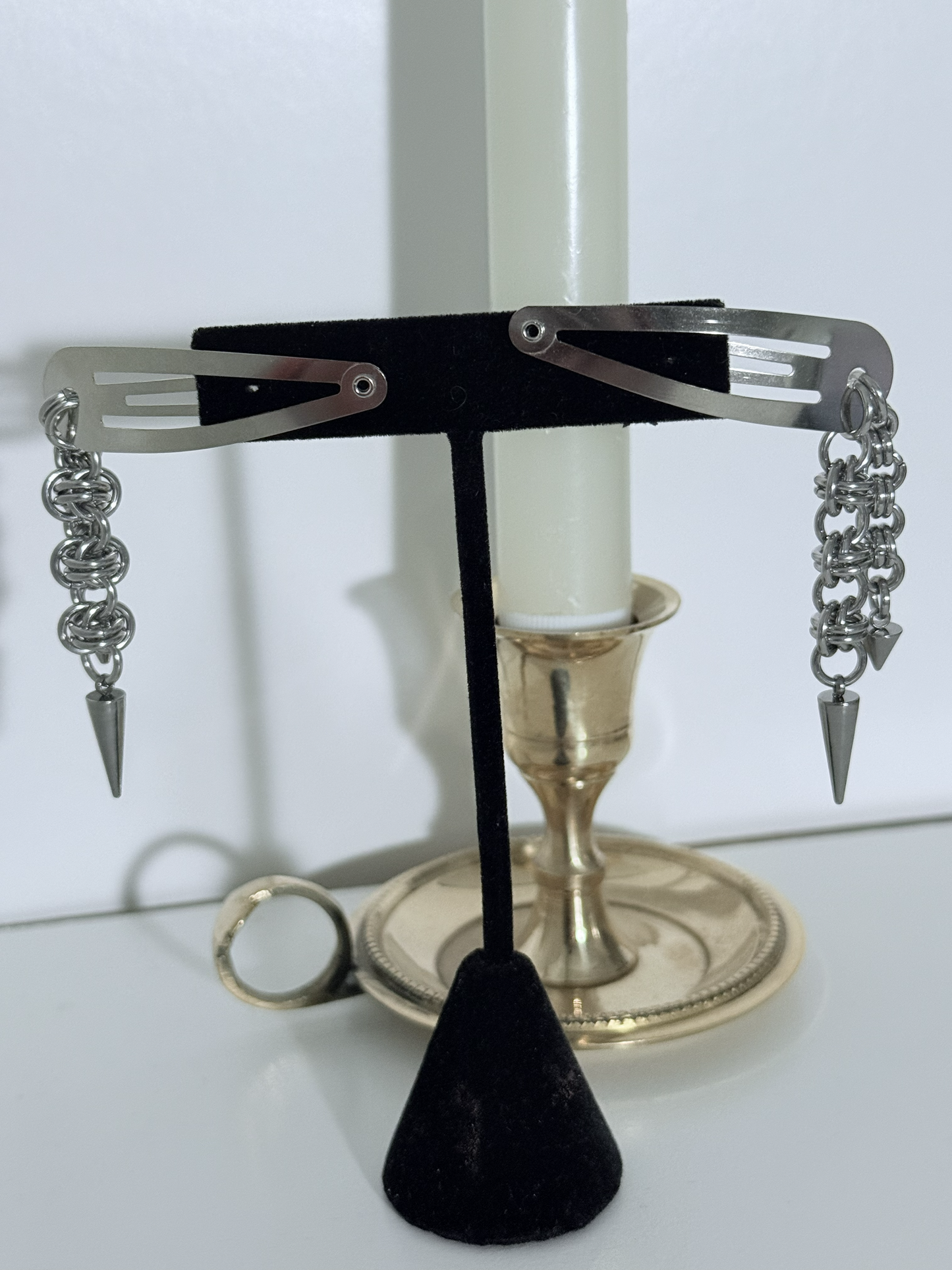 pair of hairclips with spikes